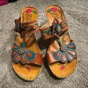 Elite by Corkys Jamaica Floral Wedge Sandal, size 8.